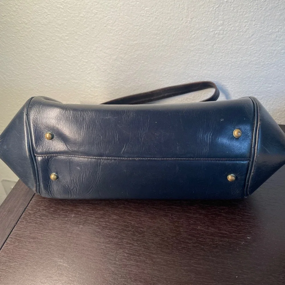 Vintage Granny Frame Handbag Purse Blue Leather Silver tone Ornate Clasp Bag